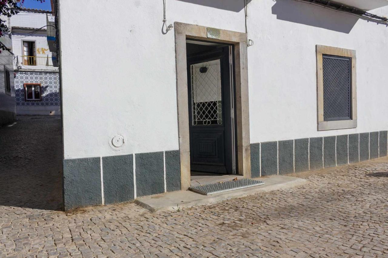Apartamento Almirante T1 By Yha Tavira Exterior foto